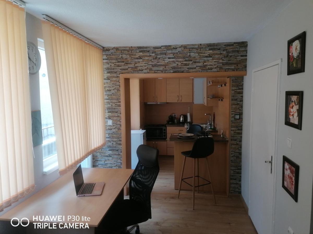 Comfort Getaway Studio Varna Bagian luar foto